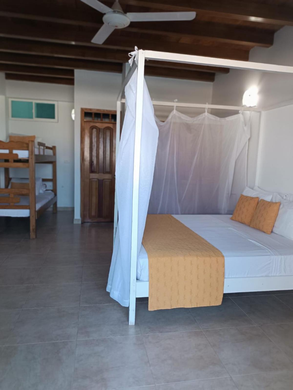 Hotel 3 Banderas Manzanillo Del Mar Cartagena Dış mekan fotoğraf